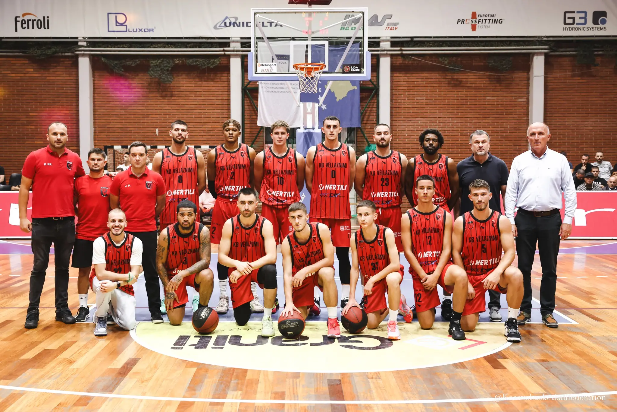 Pamje nga ndeshja Golden Eagle Ylli - Vëllaznimi